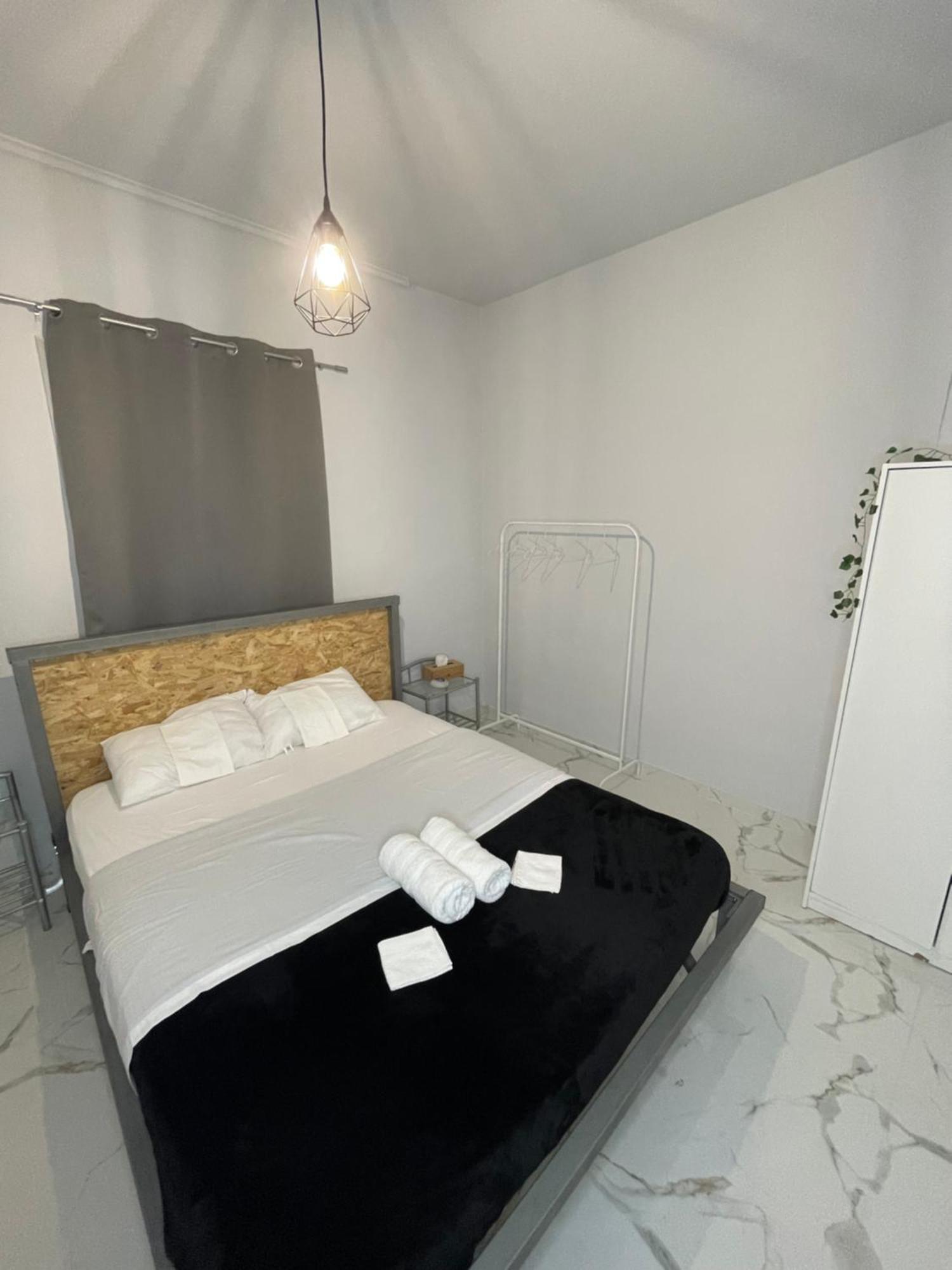 Appartamento Airpoint Renovated Artemida  Esterno foto