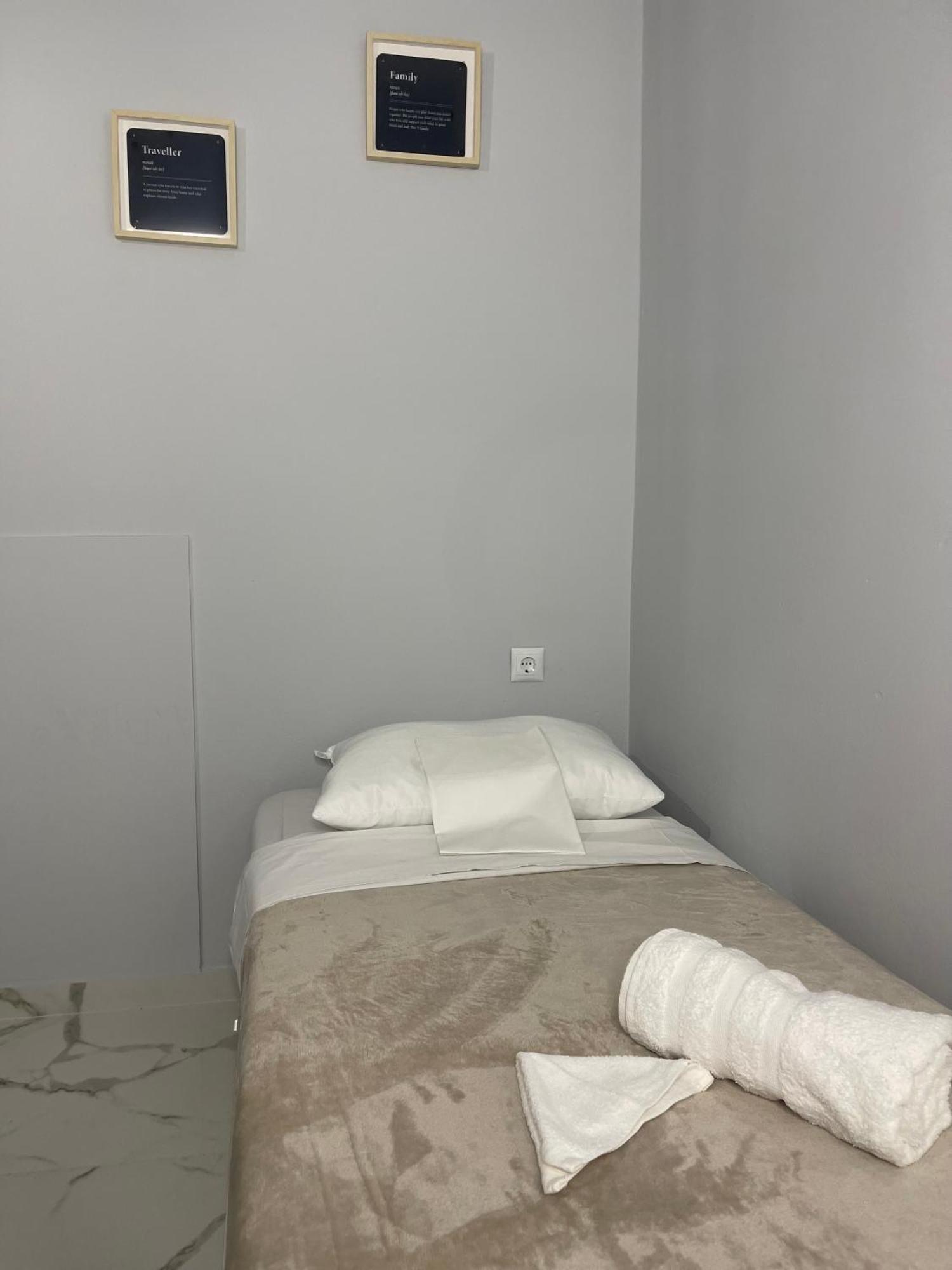 Appartamento Airpoint Renovated Artemida  Esterno foto